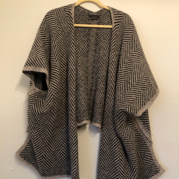 Massimo Dutti Sweaters - Massimo dutti shawl